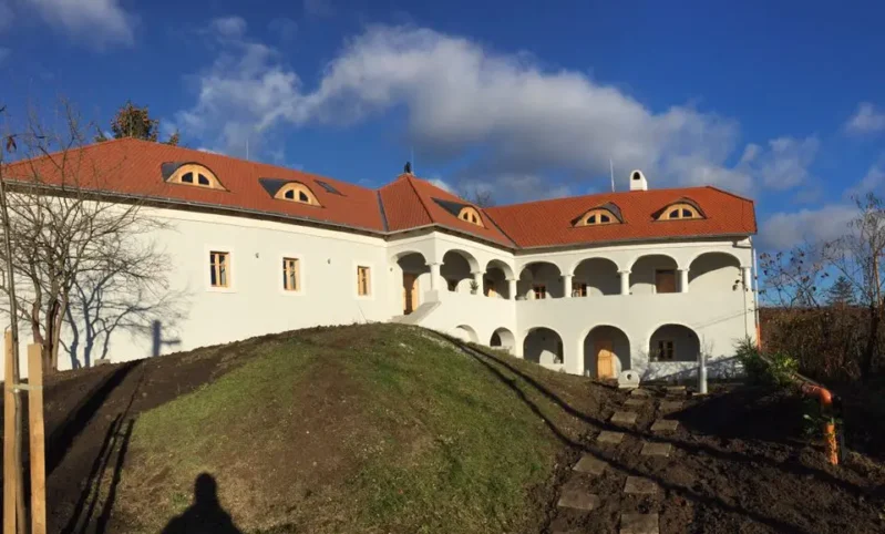 קברי צדיקים בהונגריה - מאד