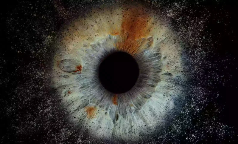 קולוריס צילום קשתית העין בודפשט הונגריה